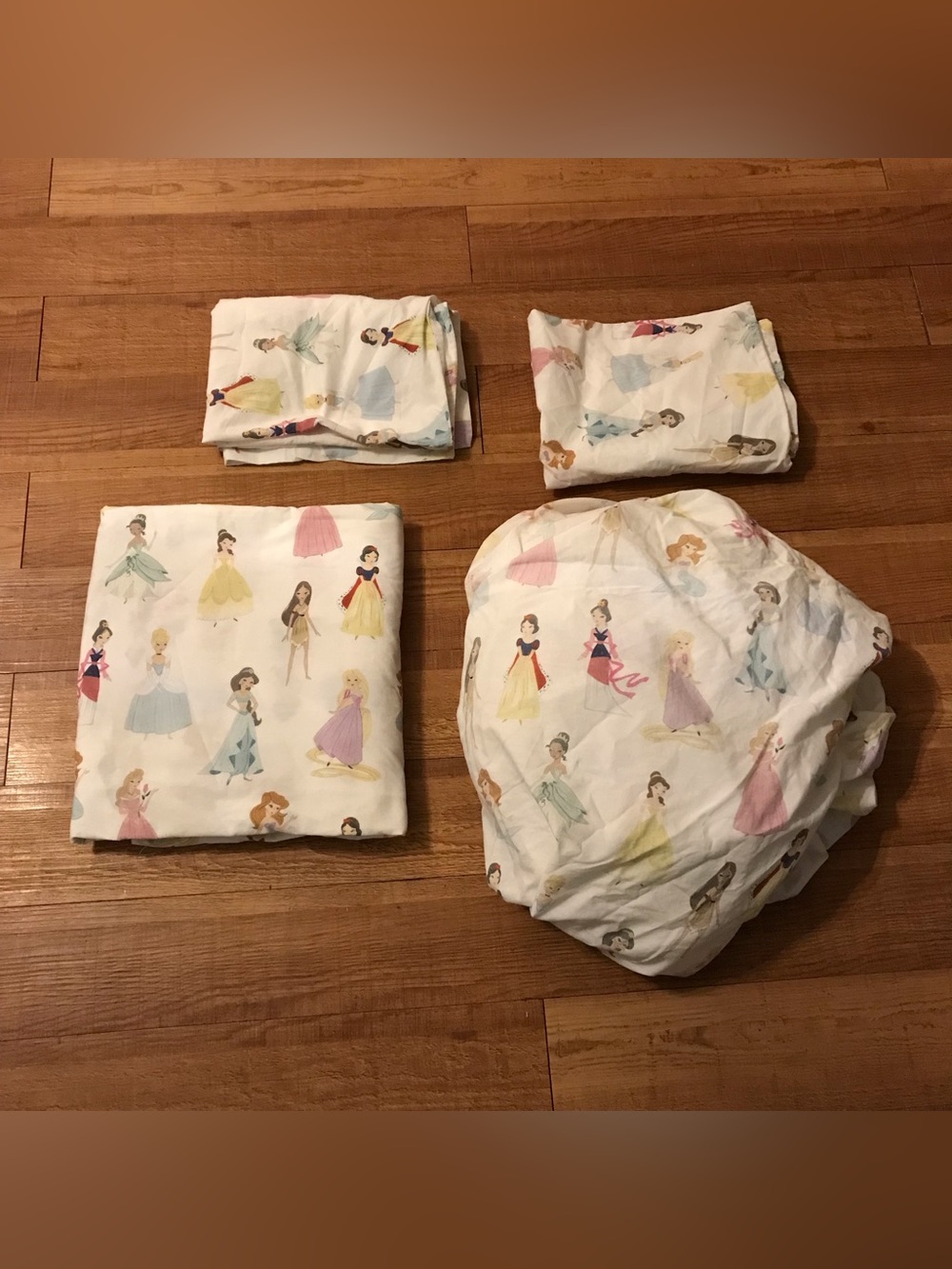 Pottery Barn Kids Disney Princess Sheet Set & 2 Pillowcases Organic Size Full